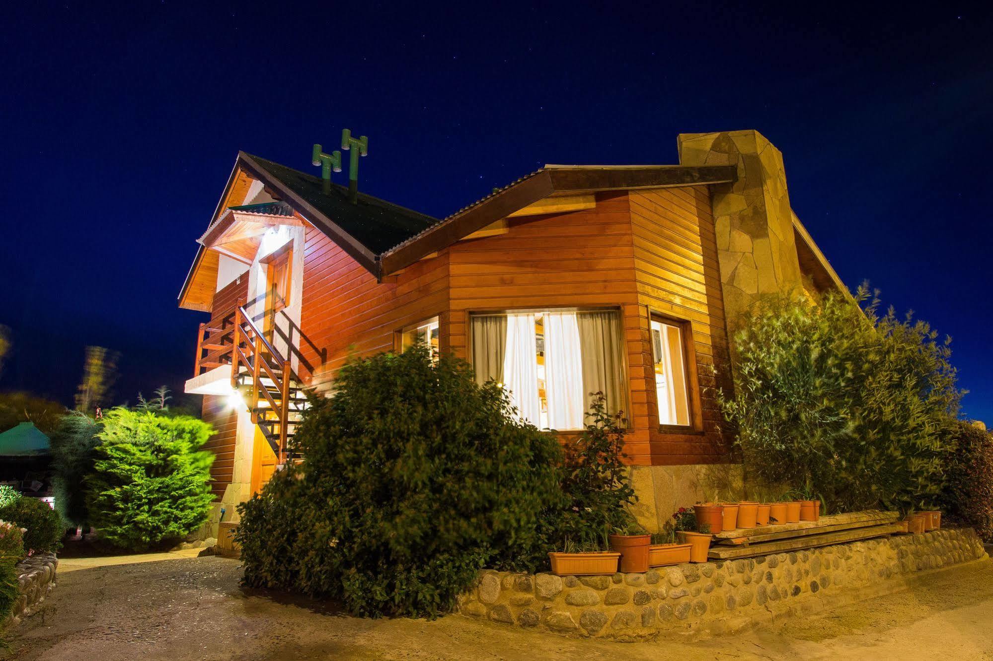 Linda Vista Apart Hotel El Calafate Exterior photo
