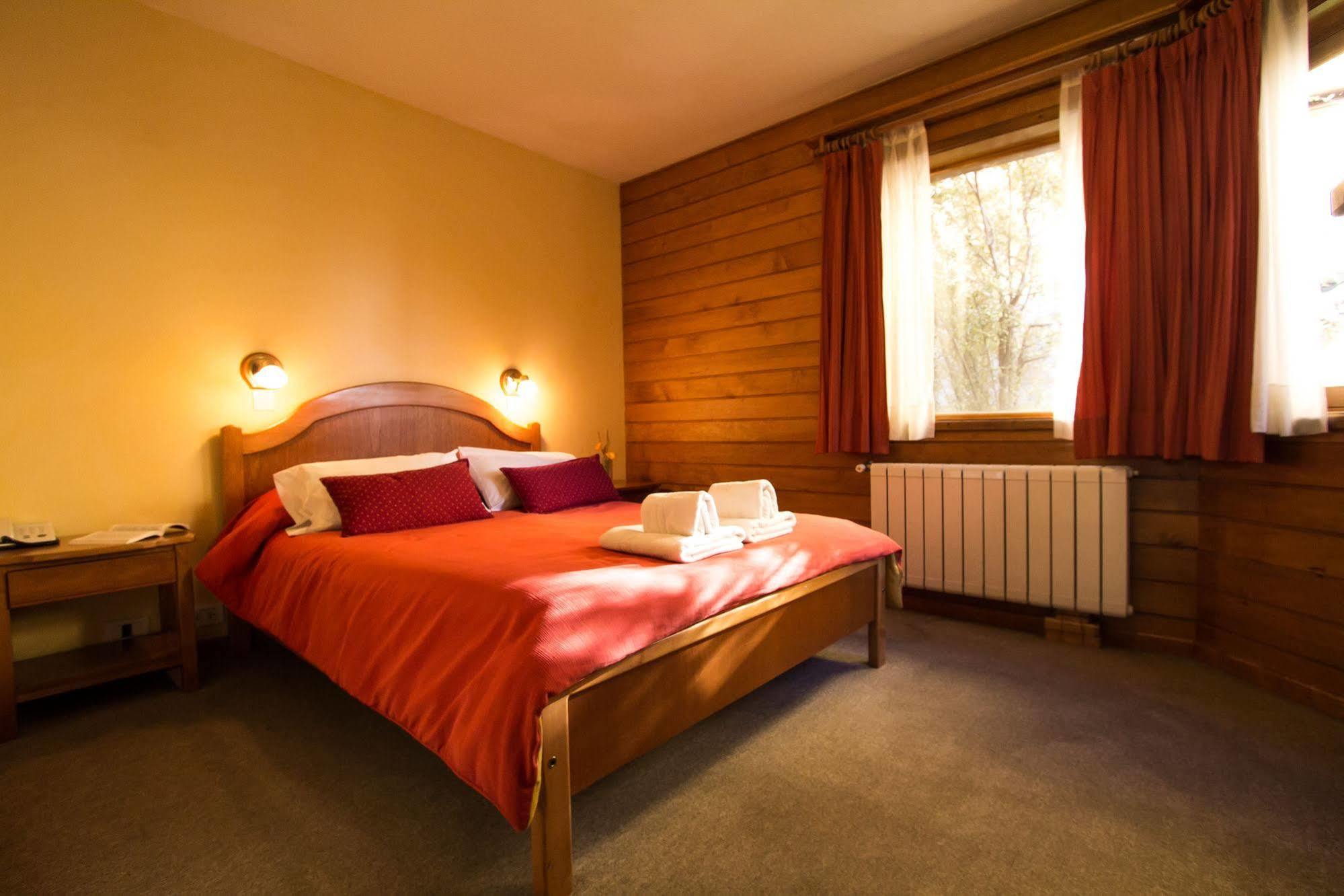 Linda Vista Apart Hotel El Calafate Exterior photo